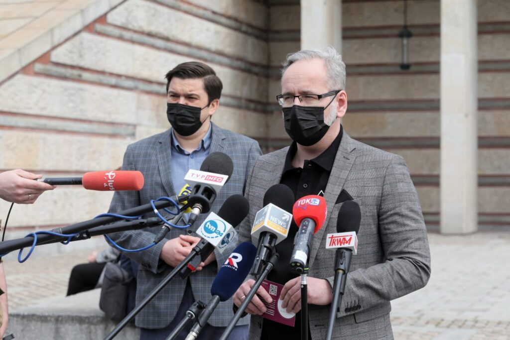 Niedzielski: Po 9 maja kolejne decyzje o procesie szczepień