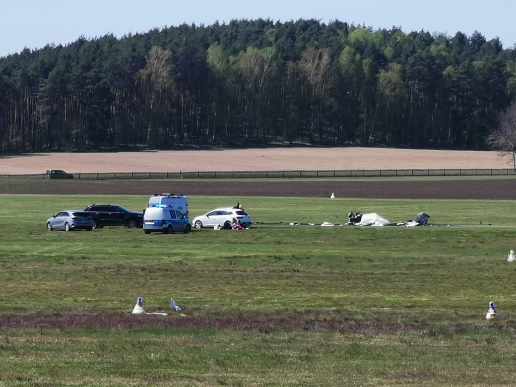 Przylep: samolot spadł na ziemię. Zginęła 1 osoba [WIDEO] Radio Zachód - Lubuskie