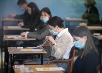 Czarnek: Egzaminy maturalne przebiegają zgodnie z planem