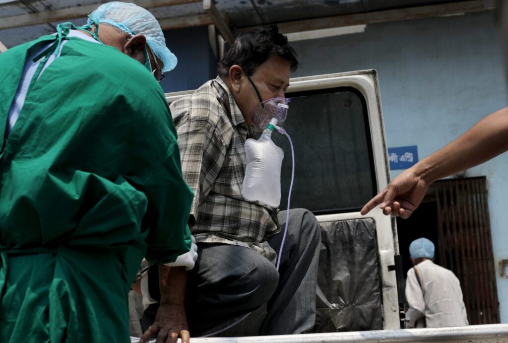 Lawinowy wzrost zakażeń w Indiach; ponad 400 tys. w ciągu doby