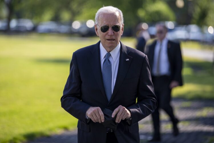 Biden podwaja wysiłki USA ws. badania pochodzenia Covid-19