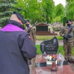 Żołnierze na motocyklach odwiedzają groby poległych [GALERIA] Radio Zachód - Lubuskie