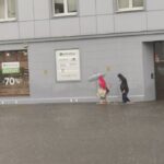 Paraliż w centrum. Ulewa w Zielonej Górze 11 Ulewa dała się we znaki zielonogórzanom: zalane posesje i ulice