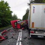 Po wypadku dwóch ciężarówek zablokowana dk 22