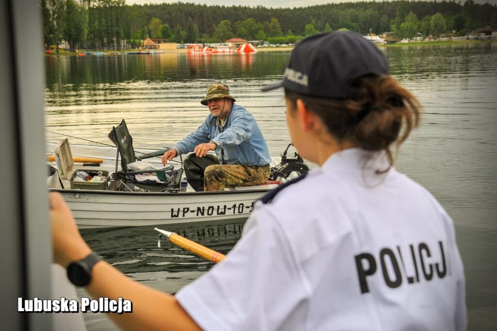 Wodne patrole policyjne już w gotowości Radio Zachód - Lubuskie
