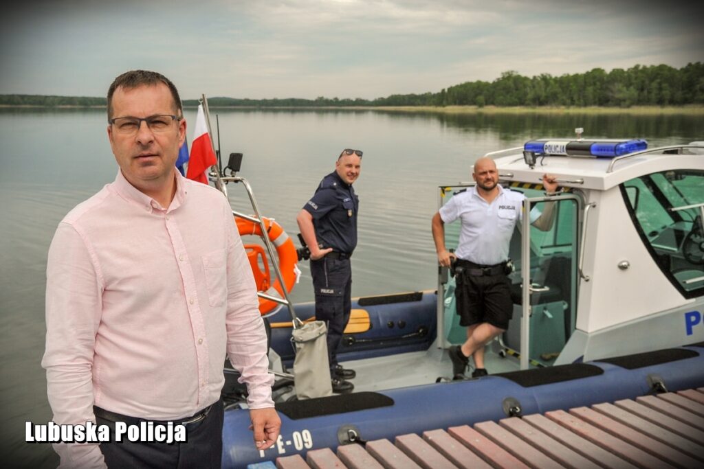 Wodne patrole policyjne już w gotowości Radio Zachód - Lubuskie