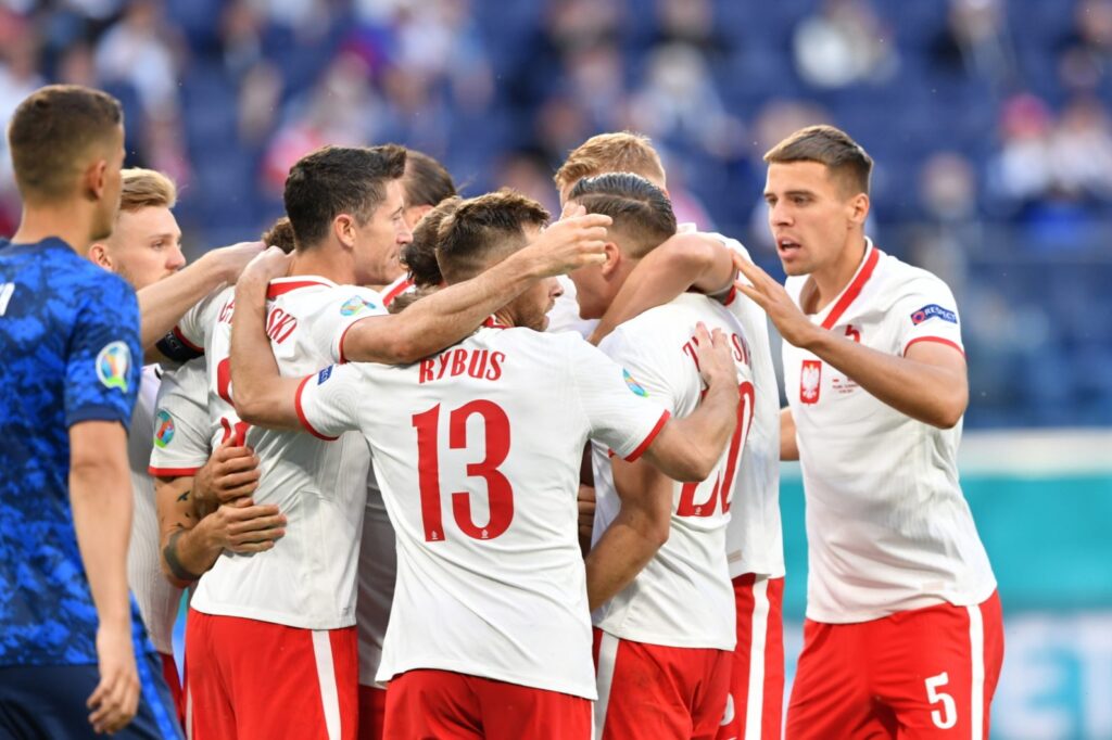 Mocny start w drugiej połowie, Polska remisuje ze Słowacją 1:1