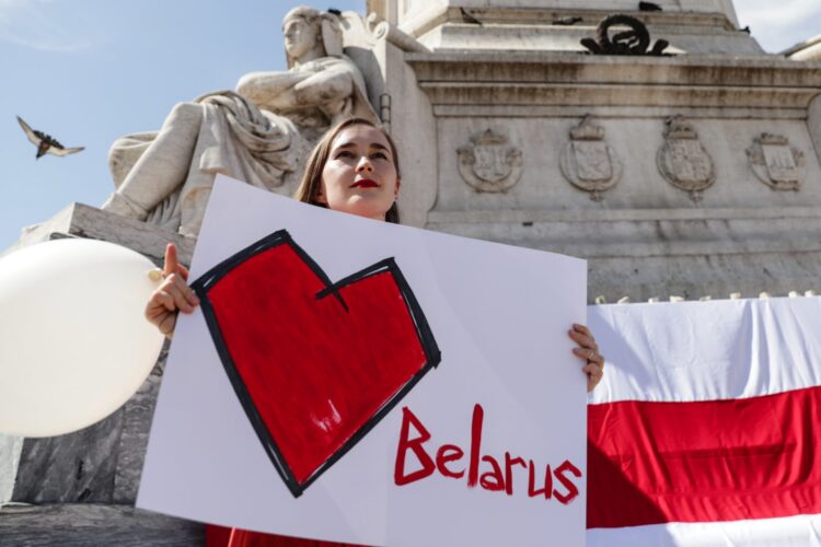 Białoruś: więzień polityczny próbował popełnić samobójstwo w sądzie