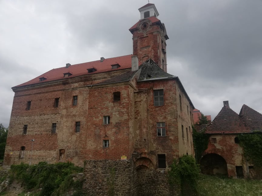 Ministerialne dofinansowanie żarskiego zamku Radio Zachód - Lubuskie