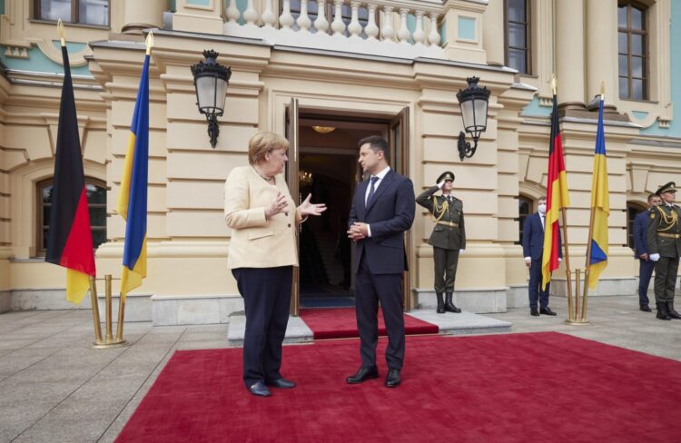 Merkel: Gaz nie powinien być wykorzystywany jako broń