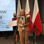 Samorządowcy odebrali symboliczne czeki na inwestycje Radio Zachód - Lubuskie