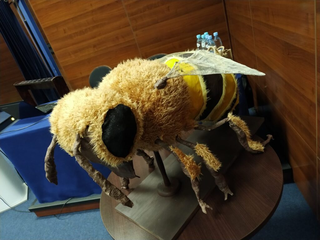Pszczoły przyleciały do Gorzowa na I Konferencję Pszczelarską Radio Zachód - Lubuskie