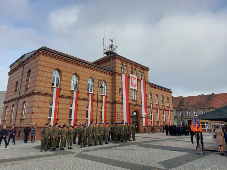Ślubowanie przyszłych żołnierzy i policjantów w Rzepinie 9 Fot. Zofia Popielecka