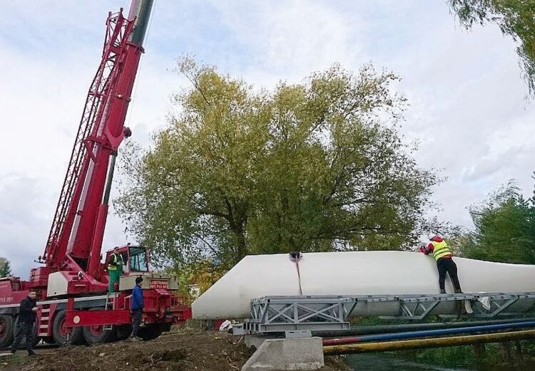 Niezwykła kładka w Szprotawie. Powstała na łopacie turbiny wiatrowej