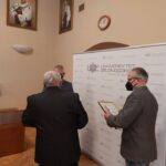 Uniwersytet Zielonogórski wyróżniony! 10 Uniwersytet Zielonogórski wyróżniony! Radio Zachód - Lubuskie