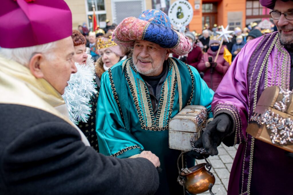 Lubuski Orszak Trzech Króli [DUŻO ZDJĘĆ] Radio Zachód - Lubuskie