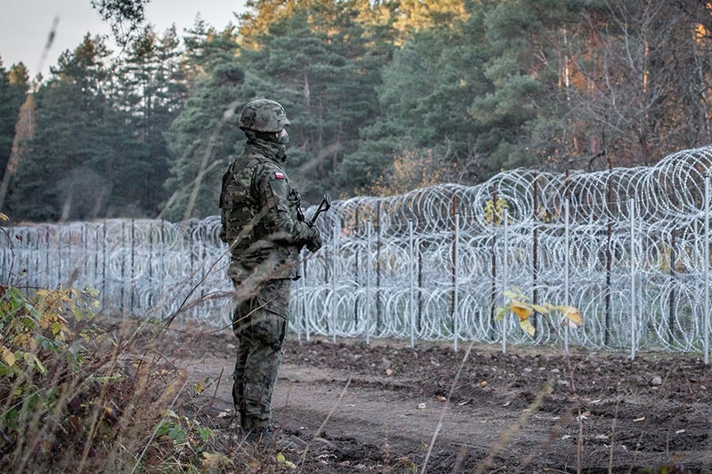 Szef MSWiA wprowadził zakaz przebywania przy granicy z Białorusią na trzy miesiące Radio Zachód - Lubuskie