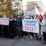 Manifestacja "MEDYK ZOSTAJE" w Zielonej Górze [DUŻO ZDJĘĆ] Radio Zachód - Lubuskie