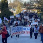 Manifestacja "MEDYK ZOSTAJE" w Zielonej Górze [DUŻO ZDJĘĆ] Radio Zachód - Lubuskie