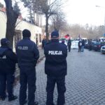 Protest w Krośnie Odrzańskim. Ranni policjanci i 11 osób zatrzymanych 10 Protest w Krośnie Odrzańskim. Ranni policjanci i 11 osób zatrzymanych Radio Zachód - Lubuskie