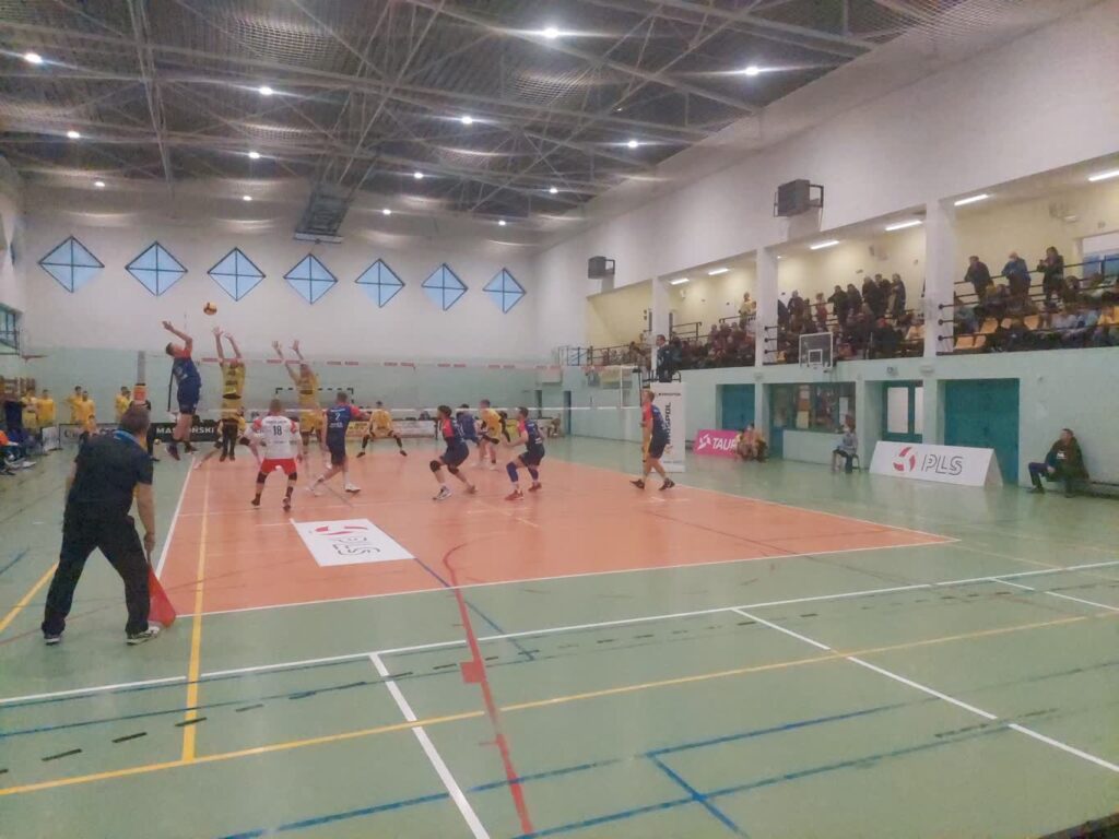 Olimpia żegna się ze swoimi kibicami Olimpia żegna się ze swoimi kibicami Radio Zachód - Lubuskie