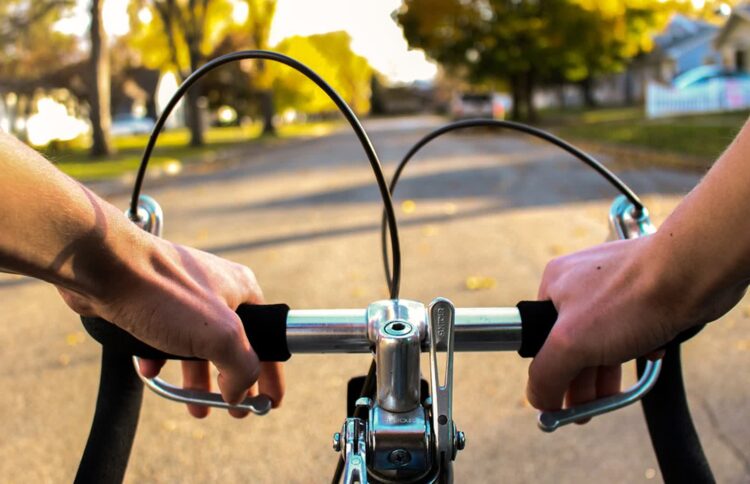 Przybywa rowerzystów na zielonogórskich drogach Radio Zachód - Lubuskie