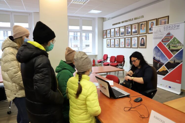 Sala sesyjna w Gorzowie zamieniona w punkt wsparcia Radio Zachód - Lubuskie