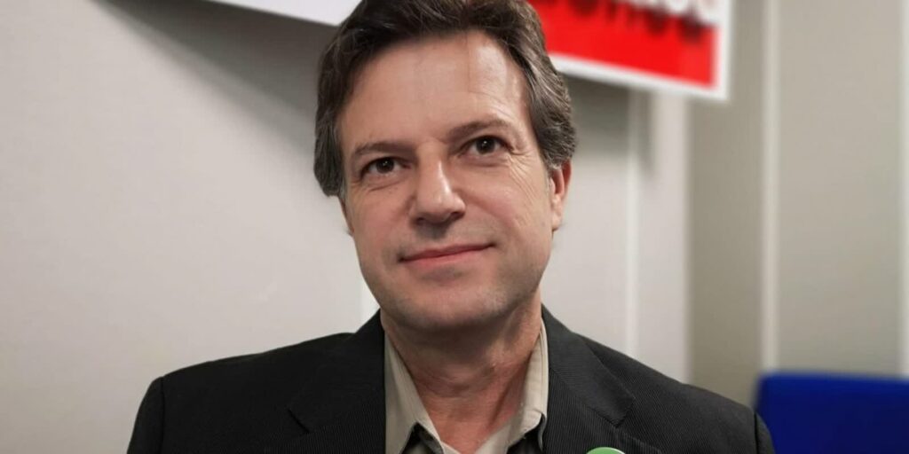 Poseł Aniśko chciał... dłuższego funkcjonowania salki internetowej w ośrodku dla cudzoziemców 1 Poseł Aniśko chciał... dłuższego funkcjonowania salki internetowej w ośrodku dla cudzoziemców Radio Zachód - Lubuskie