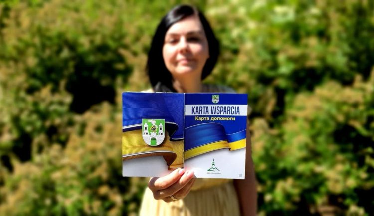 Zielona Góra rozdaje Karty Wsparcia dla uchodźców z Ukrainy Radio Zachód - Lubuskie