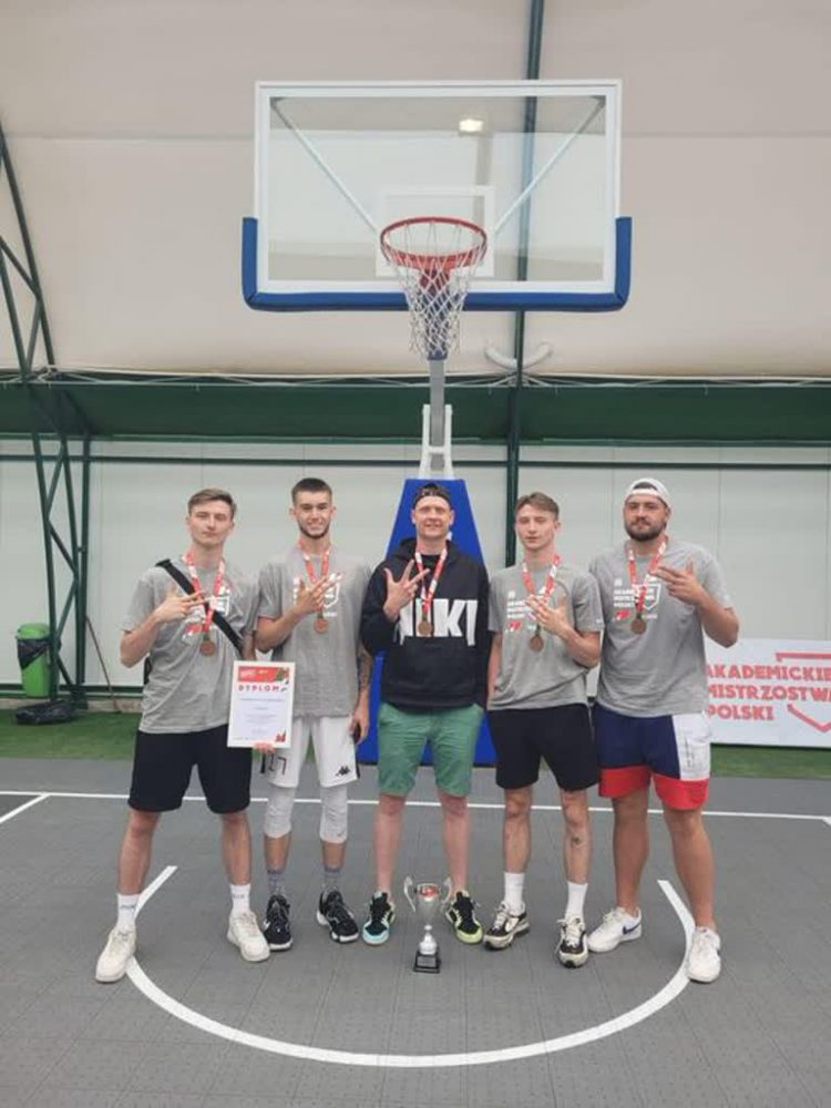 Zielonogórscy akademicy z medalem w koszykówce 3x3 Radio Zachód - Lubuskie