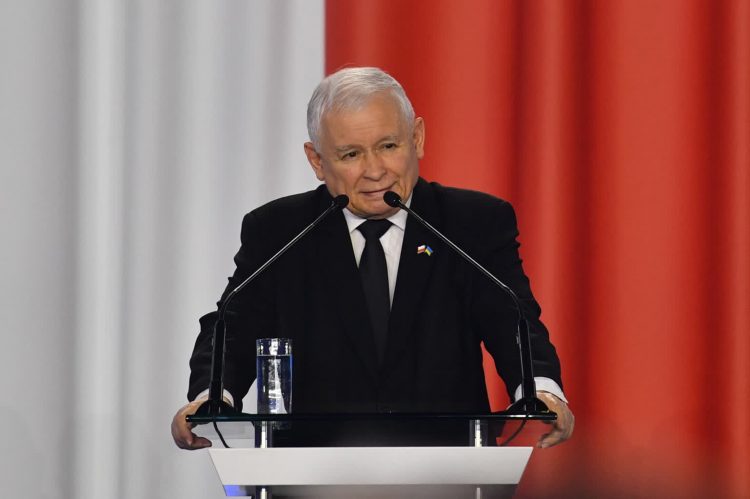 J. Kaczyński ogłasza mobilizację. "Żaden rząd nie uczynił tyle dla Polski, co my" Radio Zachód - Lubuskie
