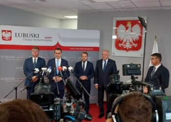 Premier: winni zatrucia Odry zostaną ukarani Radio Zachód - Lubuskie