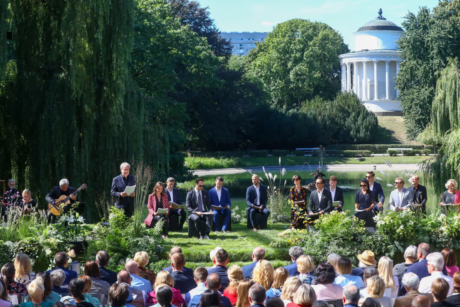 Para prezydencka zainaugurowała Narodowe Czytanie 10 mid-22903113.jpg