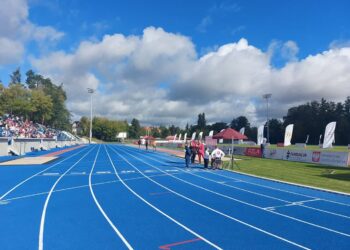 Stadion lekkoatletyczny w Gorzowie oficjalnie otwarty Radio Zachód - Lubuskie