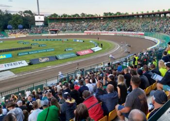 Wojewoda: Mam nadzieję, że kibice wejdą na stadion Radio Zachód - Lubuskie