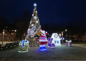 Mniej blasku na ulicach Gorzowa w Boże Narodzenie. Miasto tnie wydatki Radio Zachód - Lubuskie