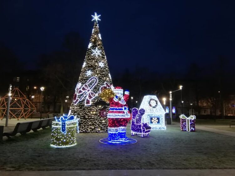 Mniej blasku na ulicach Gorzowa w Boże Narodzenie. Miasto tnie wydatki Radio Zachód - Lubuskie