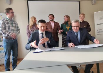 umowa władz miasta z firmą Toms