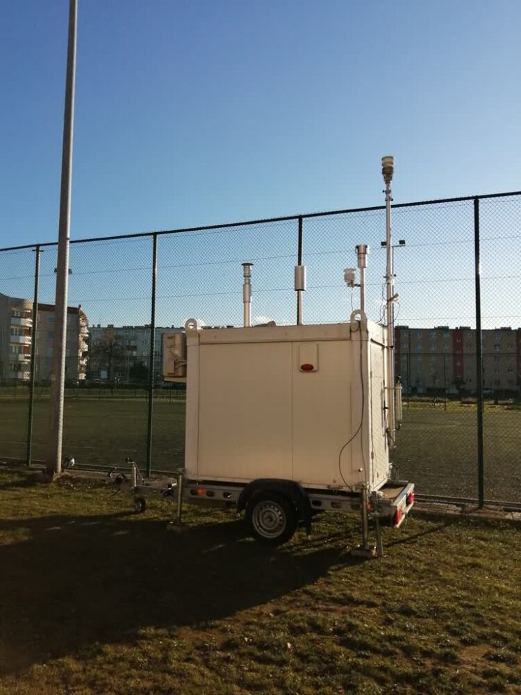 Mobilna stacja pomiaru jakości powietrza w Międzyrzeczu Radio Zachód - Lubuskie