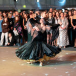 Zielonogórscy licealiści z I LO potańczyli przed maturą [GALERIA] Radio Zachód - Lubuskie