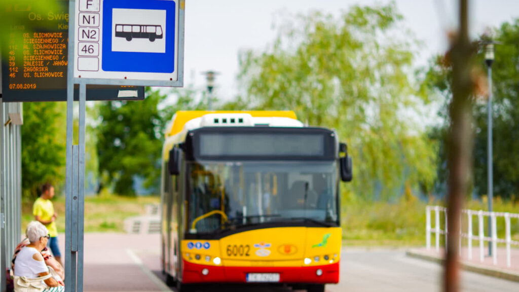 Pijana kobieta prowadziła miejski autobus w Kielcach Radio Zachód - Lubuskie