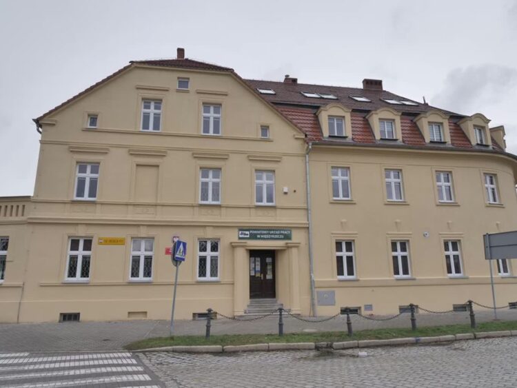 Odświeżony urząd pracy 9 fot. straostwo powiatowe w Międzyrzeczu
