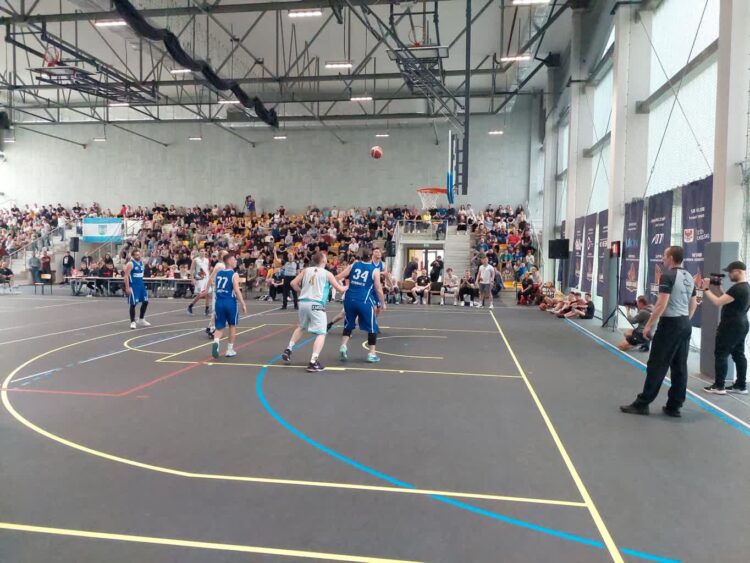 Zabójcza 4 kwarta i zwycięstwo gorzowskich Kangoorów Radio Zachód - Lubuskie