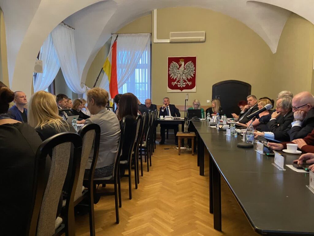 Świebodzińscy rajcy przeciwni podwyżkom Świebodzińscy rajcy przeciwni podwyżkom Radio Zachód - Lubuskie