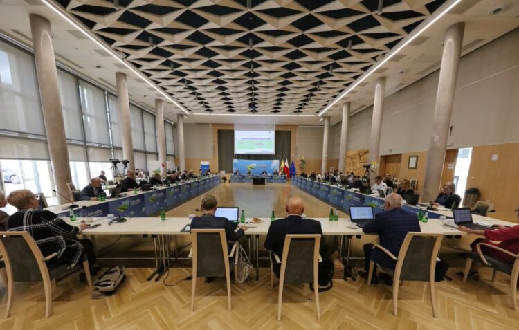 Wojewoda skarży statut sejmiku 9 Wojewoda skarży statut sejmiku Radio Zachód - Lubuskie