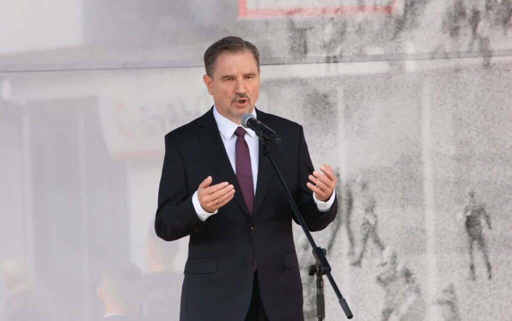 Duda: "Pracownicy będą jedli świerszcze i karaluchy" Duda: "Pracownicy będą jedli świerszcze i karaluchy" Radio Zachód - Lubuskie