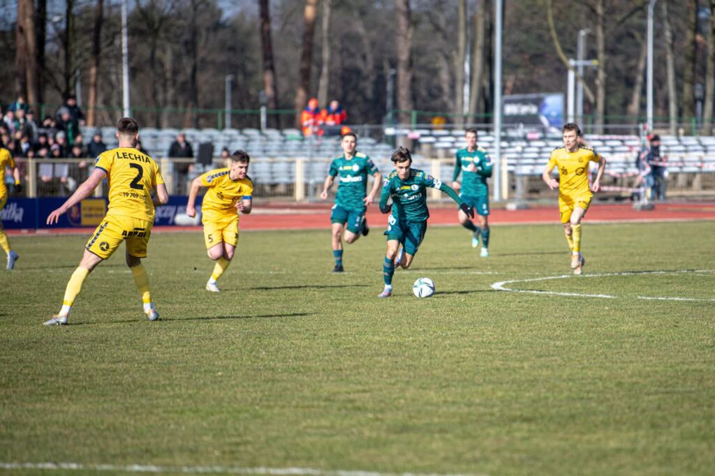 Legia z szacunkiem do Lechii, ale wygrała gładko... Radio Zachód - Lubuskie