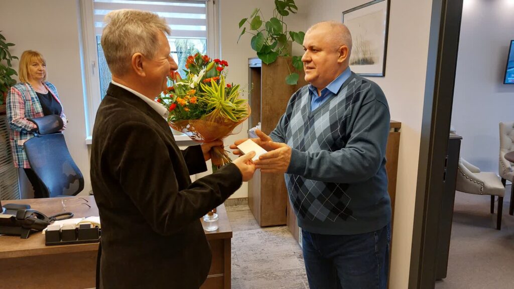 🔴🟡🟢 Zbigniew Roszczyk - 44 lata za radiowym kółkiem... Fot. Radio Zachód