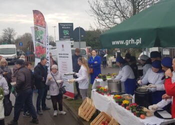 Świąteczny żurek na gorzowskim rynku Radio Zachód - Lubuskie