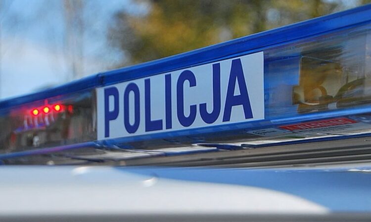 Po zderzeniu osobówki z ciężarówką zablokowana DK32 we wsi Pław Radio Zachód - Lubuskie